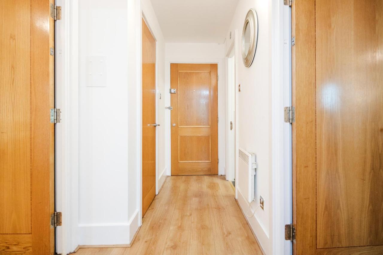 Welcomestay Vauxhall St Georges Wharf 2 Bedroom Appartement *