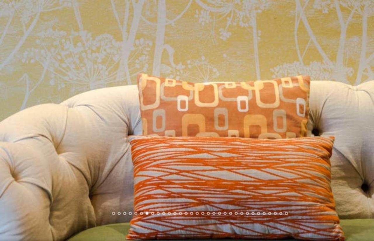 Neon Melody - Playful 2 Bedrooms By Bridge *