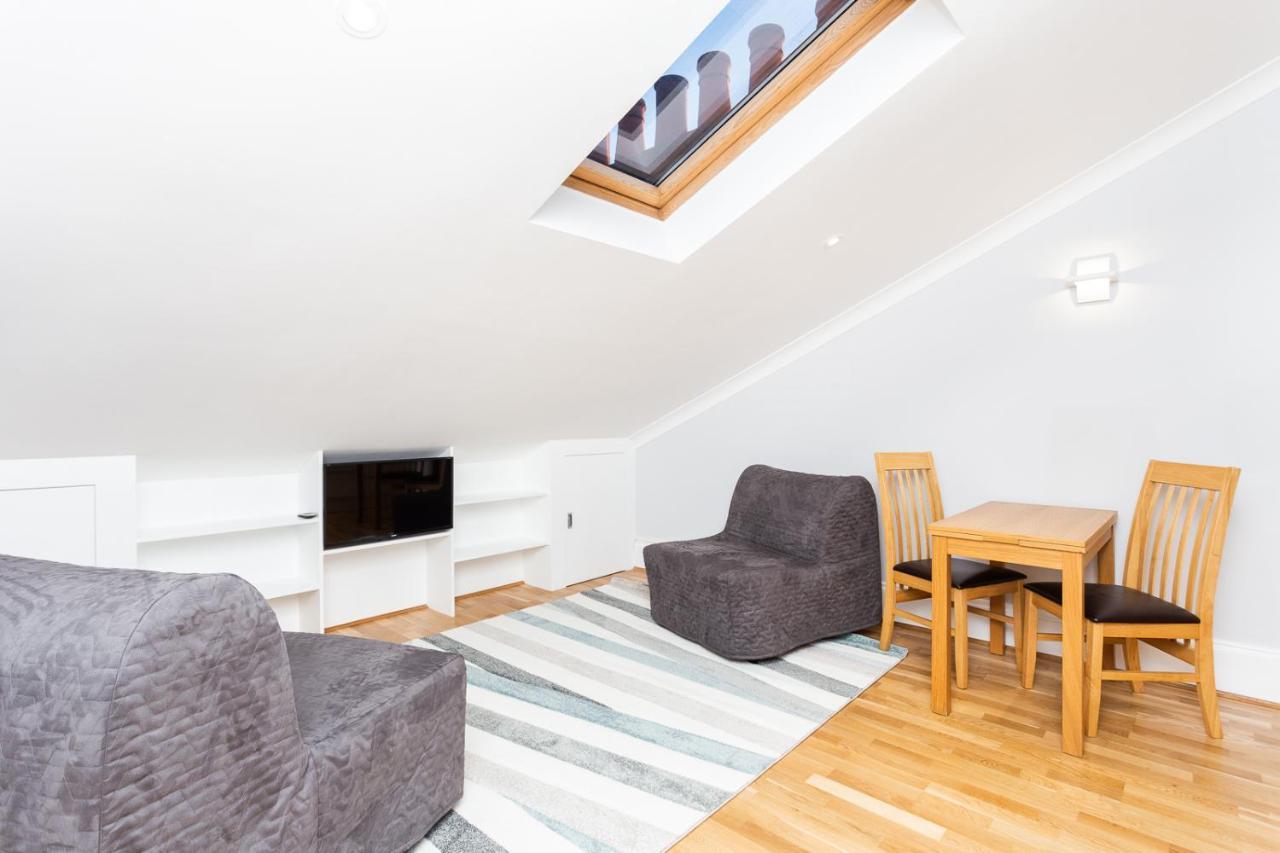 Cleveland House *