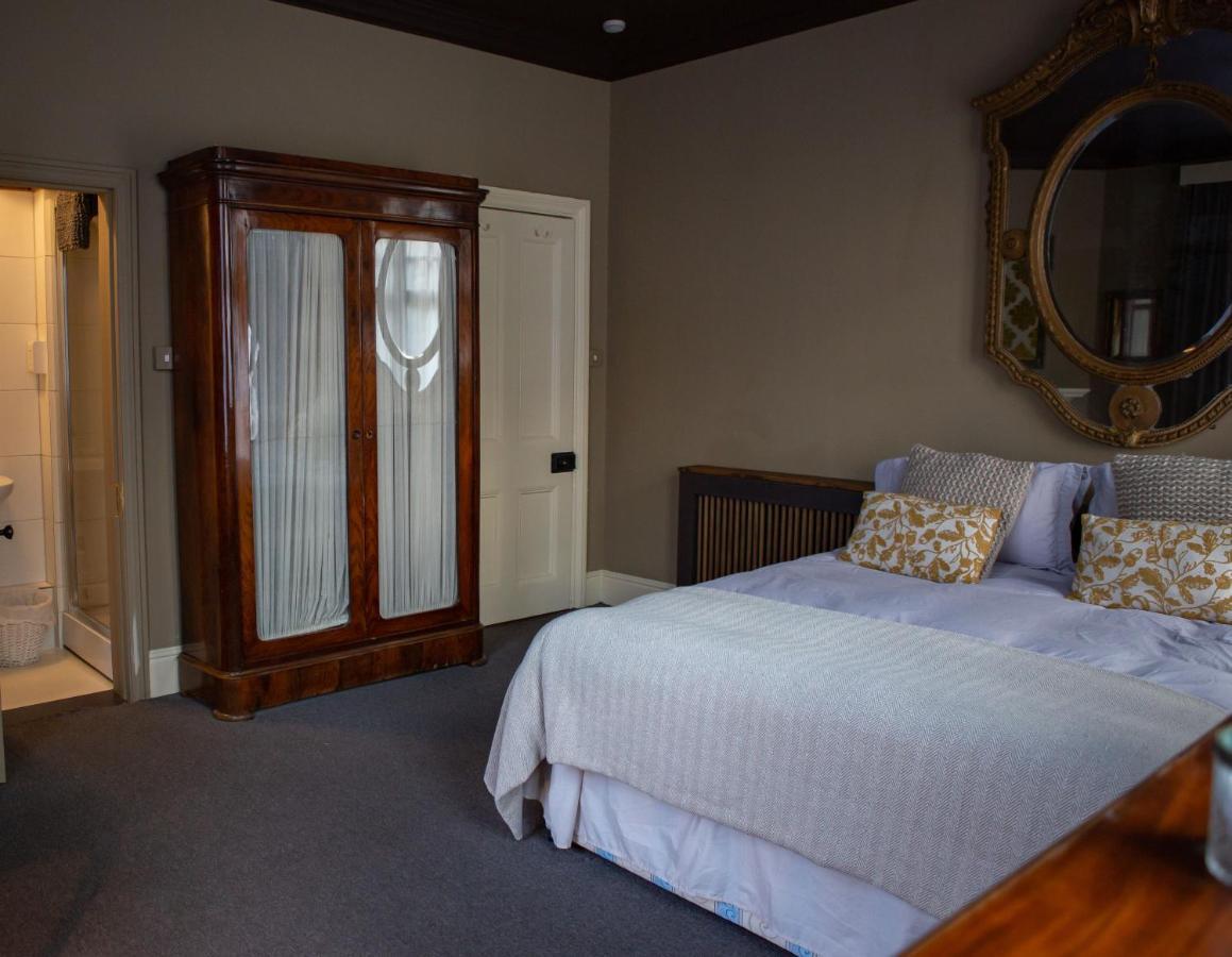 The Pear Tree Guest house London