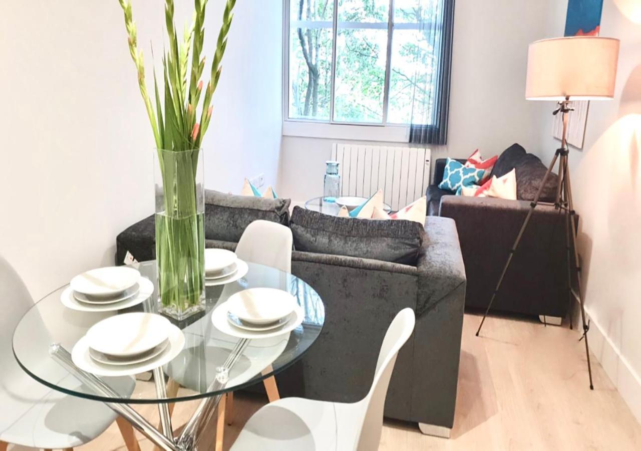 Heathrow By Manhatan Appartement