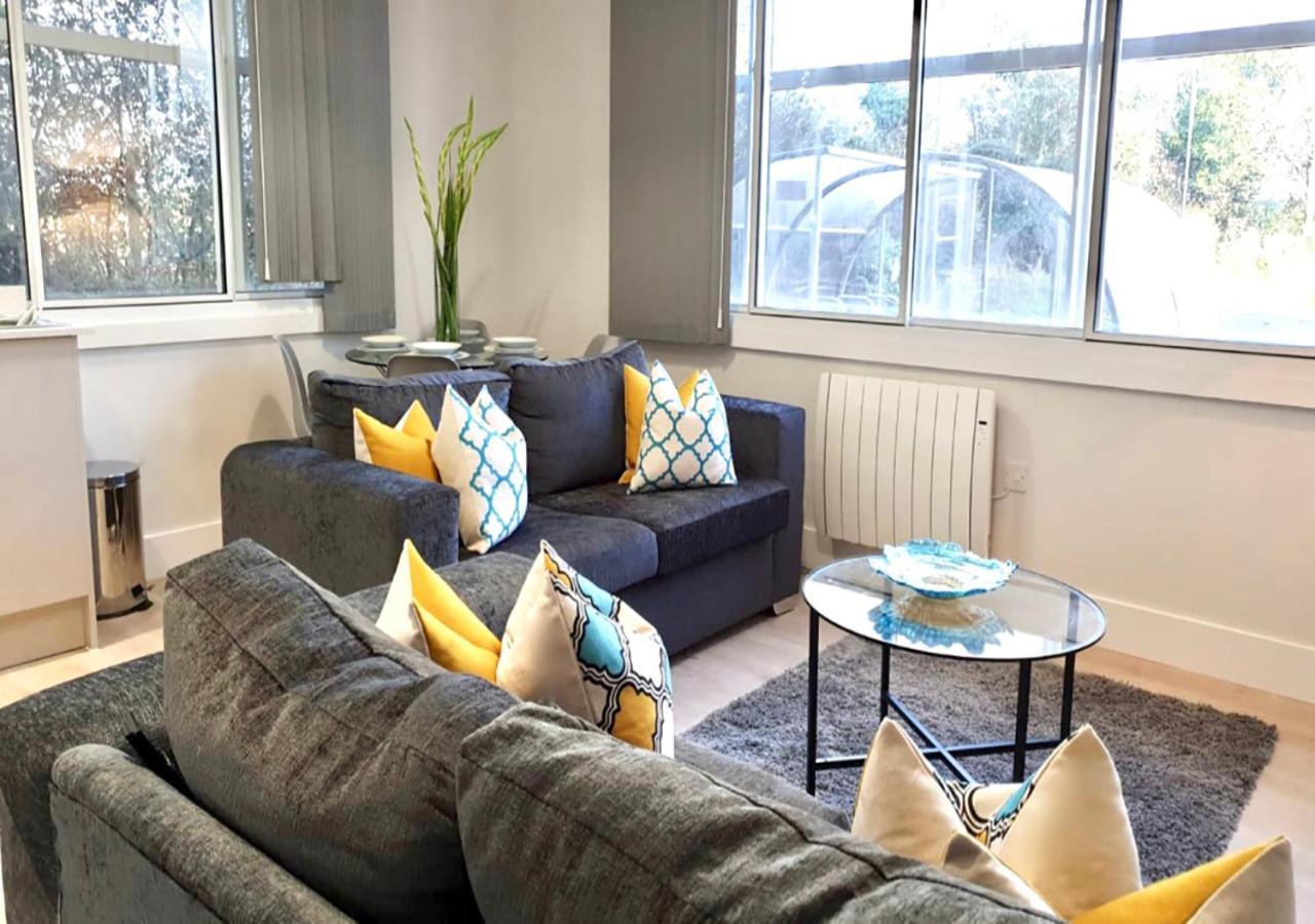 Heathrow By Manhatan Appartement *