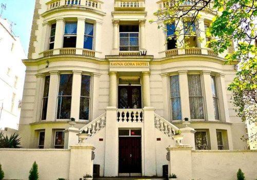 Ravna Gora 3* Londres