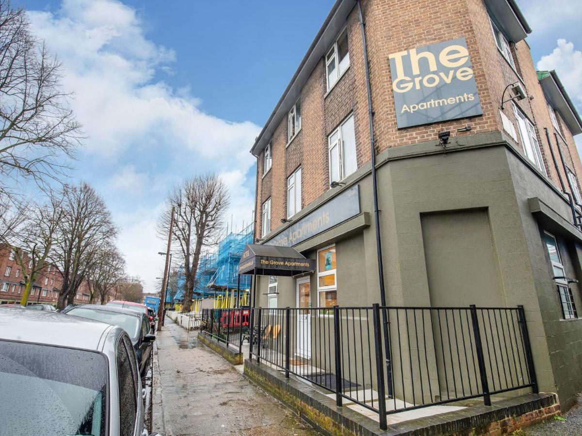 Lovely In With Patio * London