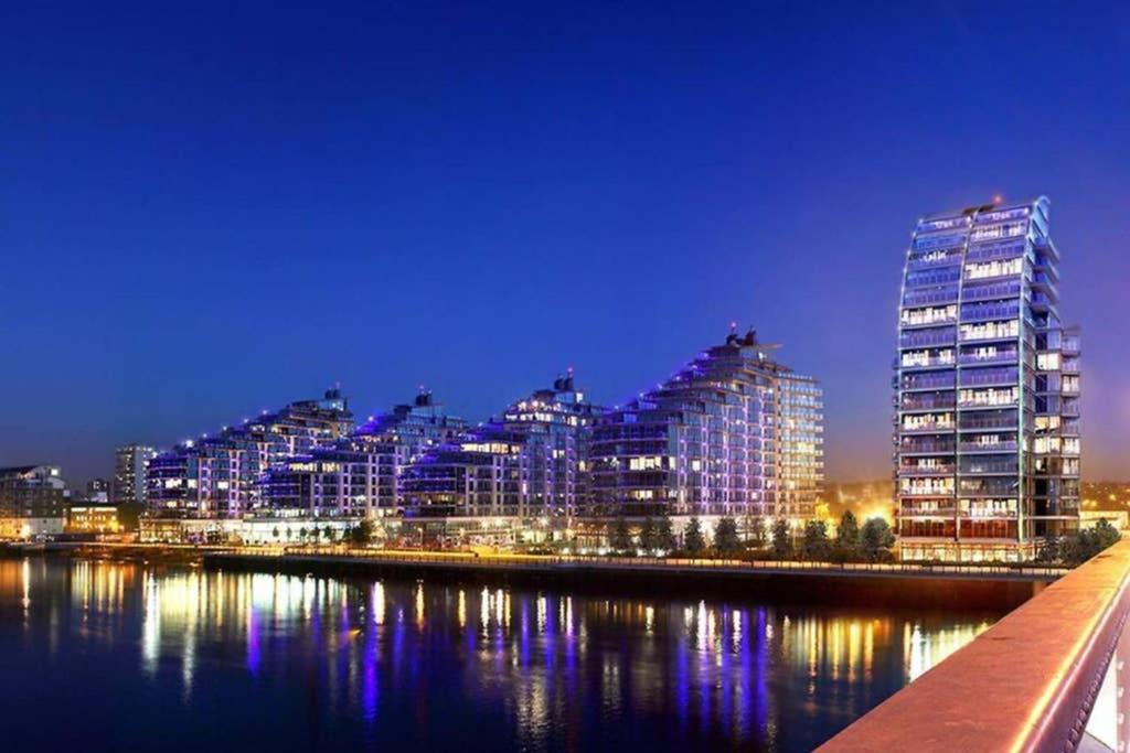 Battersea Reach Luxury Riverside * Londres
