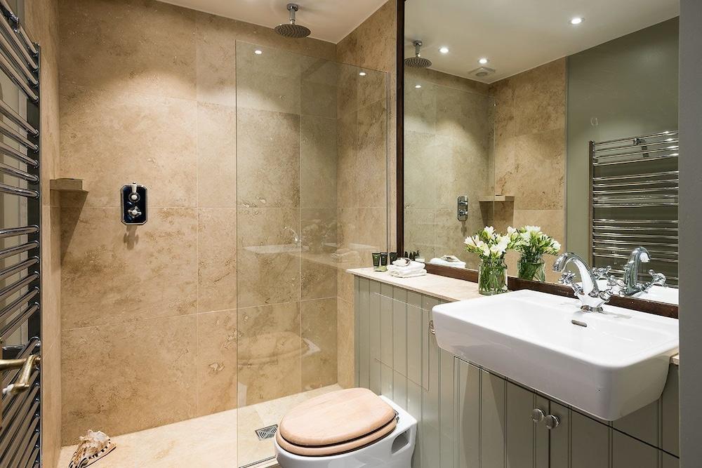 Traditional Stylish 1br Near Hyde Park Appartement *