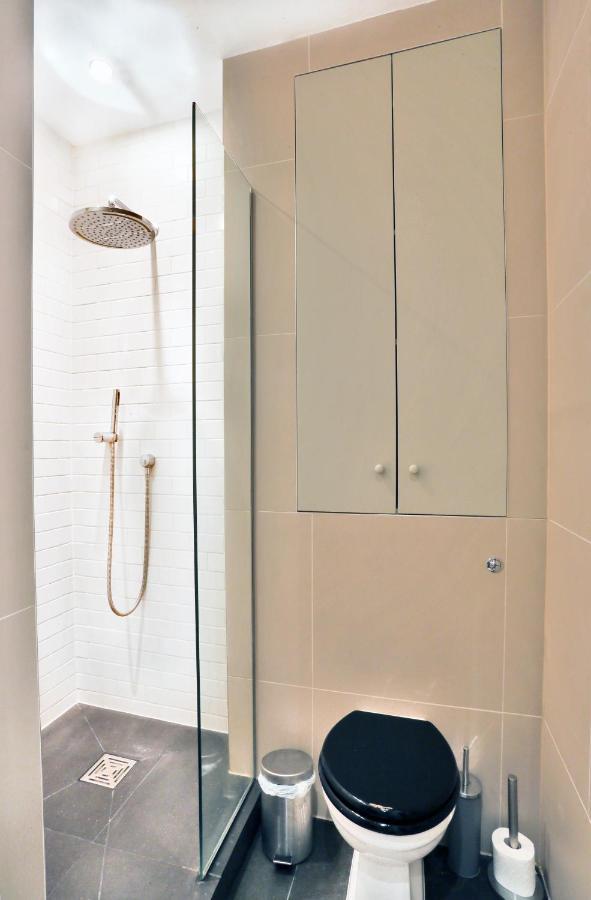 Flower Market Suites Apartamento