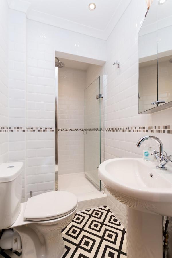 Caledonian - Bright One-bedroom With Private Decked Garden