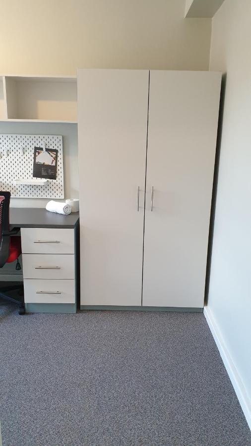 Modern And Studio, Westminster - Sk Gasthuis Londen