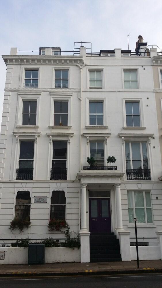 Notting Hill Serviced Hotel 3*