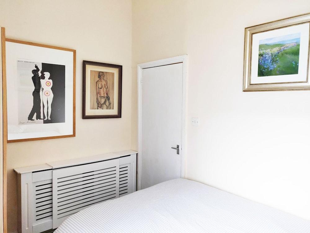 Apartamento Artistic Pied-A-Terre, Steps From The Tube, Moments From London'S Heart Londres