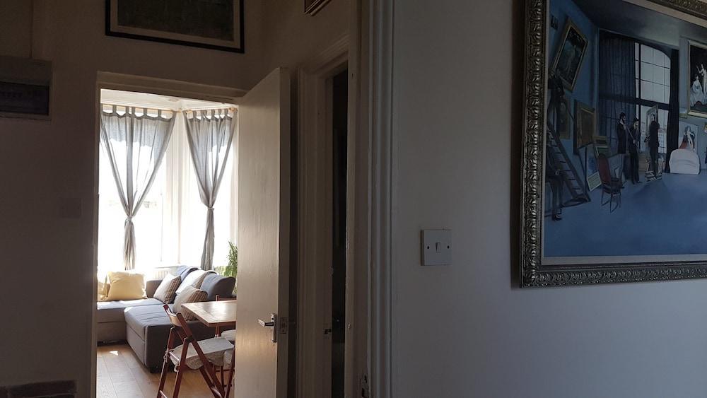 Apartamento Artistic Pied-A-Terre, Steps From The Tube, Moments From London'S Heart *