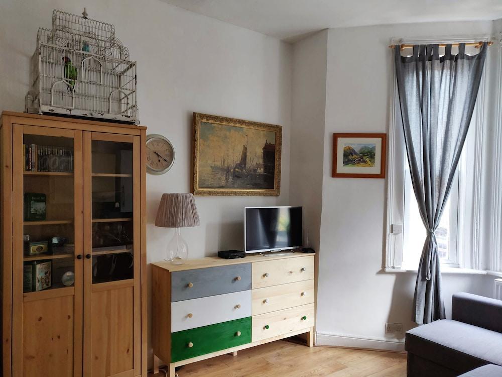 Apartamento Artistic Pied-A-Terre, Steps From The Tube, Moments From London'S Heart