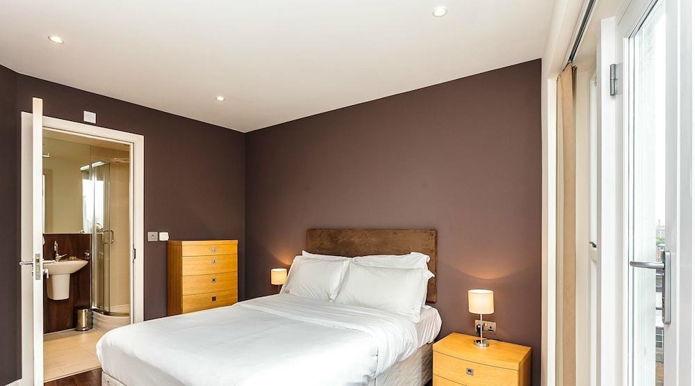Native Hoxton Hotel