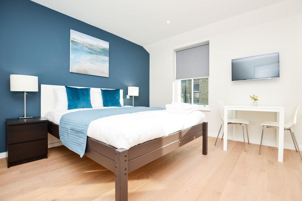 Hotel Fitzroy Serviced