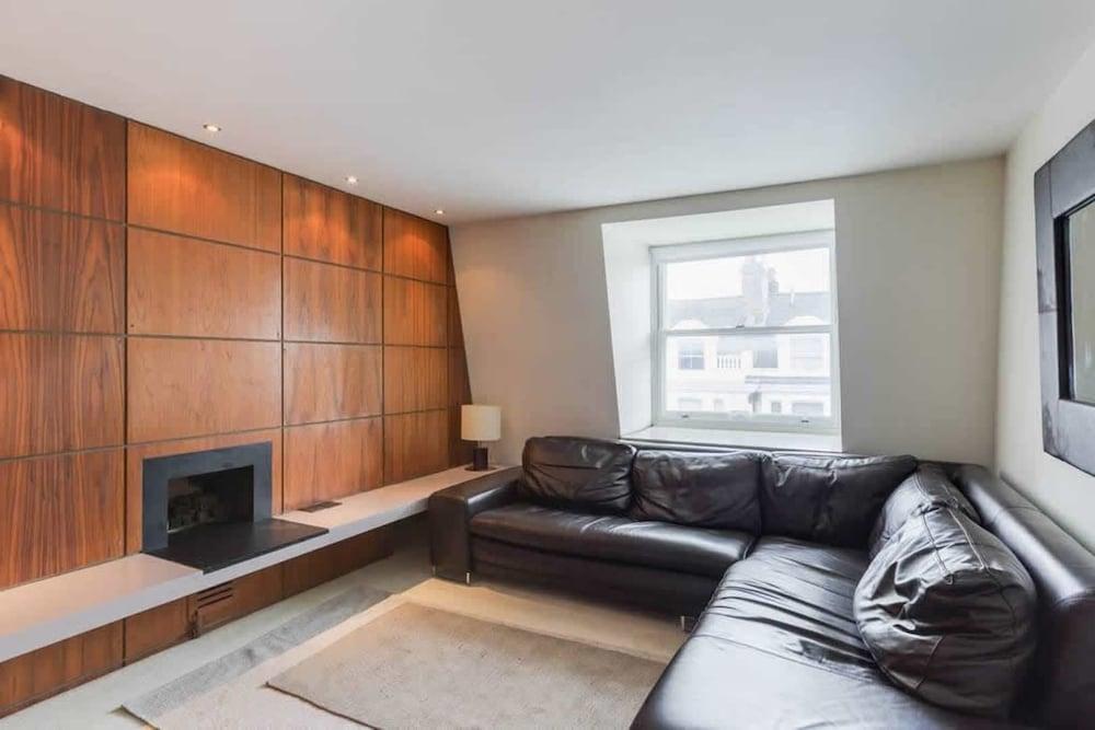 Comfortable Earls Court Hotel 3*