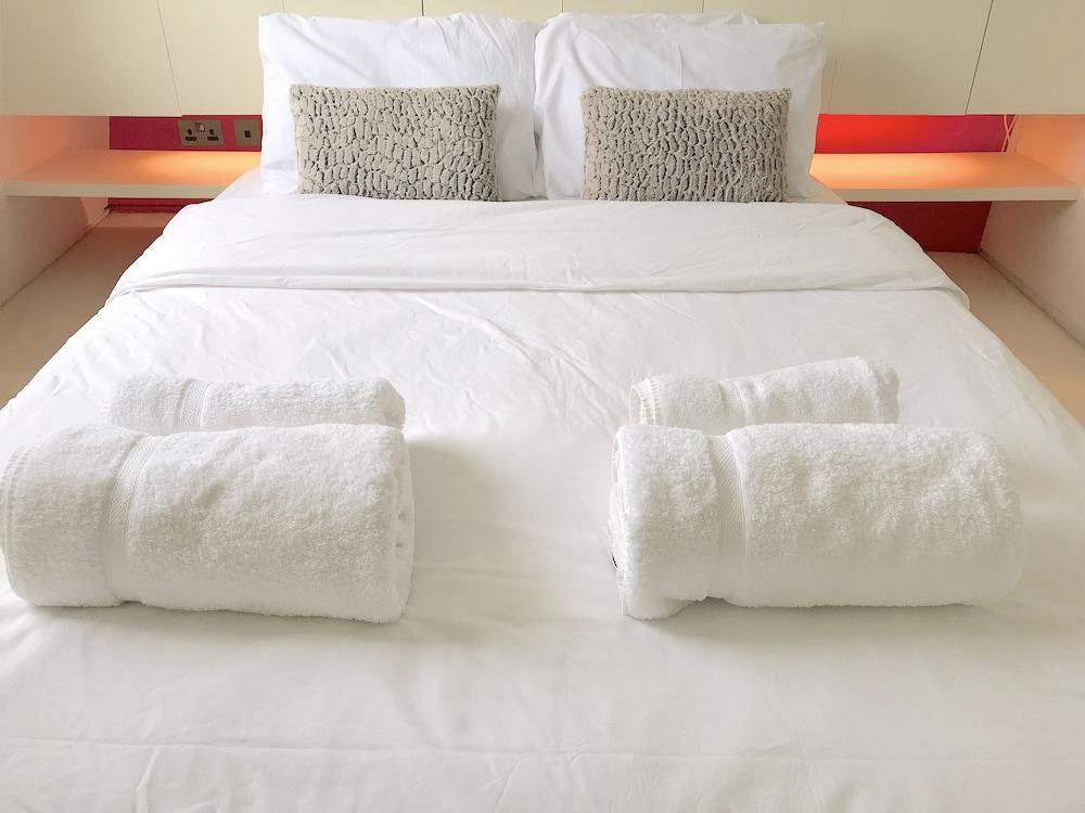 Comfortable Earls Court Hotel