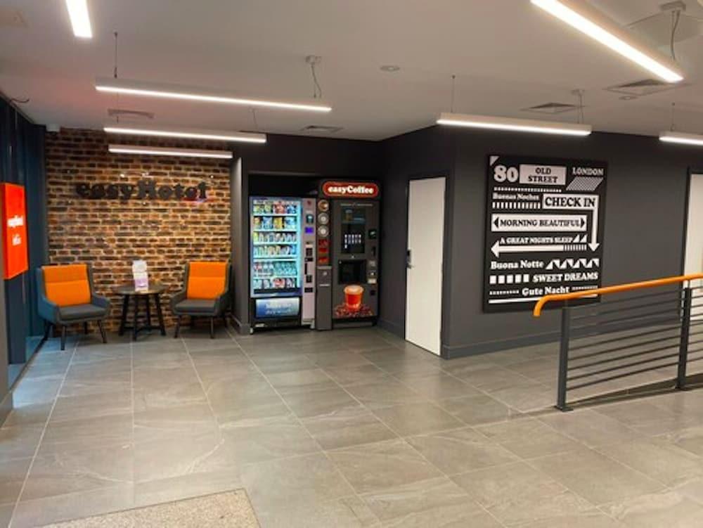 Hotel Easyhotel Shoreditch 3*