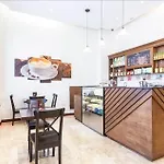 Avni Kensington Hotel