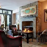 Artist Residence London