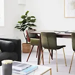 Luxury 1-Bedroom Apartment In Marylebone