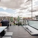 Superb 3 Bed/Bath Luxury + Ibiza Roof Terrace