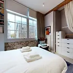 Stylish 2 Bedroom 2 Bathroom Flat In Islington