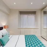 Chic Apartment By Hyde Park