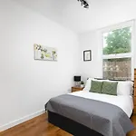 Skyvillion - Lovely 2-Bed Central London Apartment
