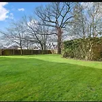 Elegant 1 Bed Flat In Tooting