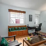 Fantastic 1 Bedroom Apartment With Private Patio