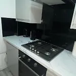 Well Located 2 Bedroom In Kings Cross
