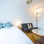 Flat 13