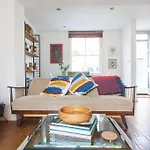 Naval Cottage In The Heart Of Royal Greenwich