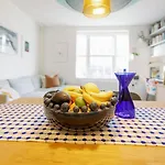 Pass The Keys Designer Apartment In The Heart Of Euston