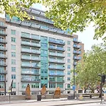 Stunning Westminster Apartment - 9 Albert