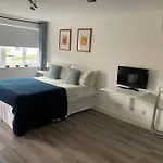 Studio Apartment In Seven Sisters
