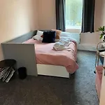 2 Bedroom Flat On Tottenham High Rd.