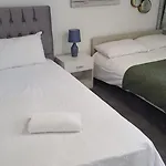 Entire Flat In Kings Cross