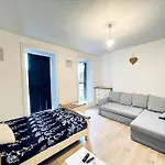 One Bedroom Close To Hyde Park #01