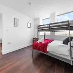 Apartment For 7 In London Bp119