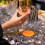 11 Cadogan Gardens And The Apartments By Iconic Luxury Hotels