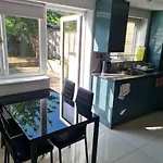 Single Room With En-Suite Shower Room In Zone 1 London