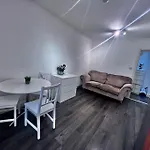 Flat 1, 419 Fulham, 2 Bedroom, 1 Bathroom Flat
