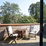 The Hampstead Hideout - Glamorous 3Bdr Flat With Balcony