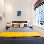 Welcome London Seven Dials