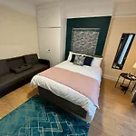 Willesden Guest Room 130