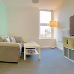 Luxury Apartment In Canary Wharf - Close To London Excel - The 02 Arena - London City Airport