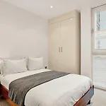 Urban Retreat Stylish 1-Bed Bliss