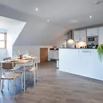 The Loft - Spacious Luxury 2 Bed 2 Bath With Free Secure Parking And Tube Close By